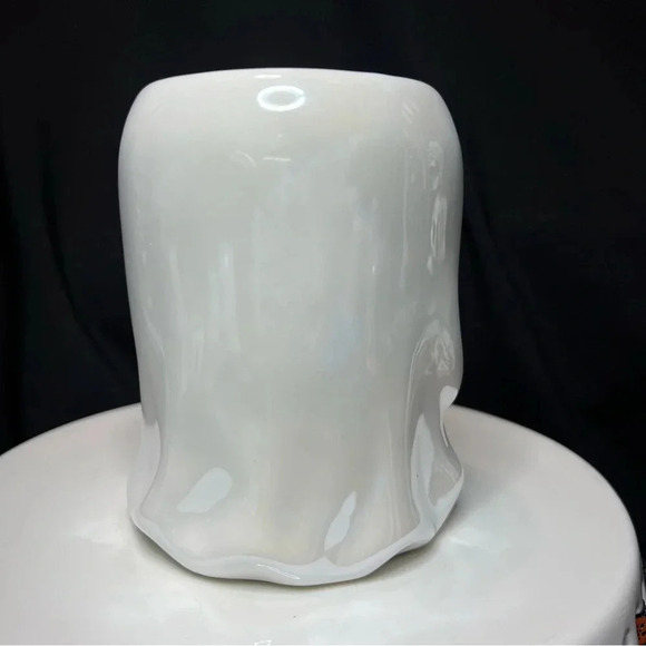 Cupcakes & Cashmere - Christian Siriano Pink & White Halloween Ghost Candles - Picture 9 of 12